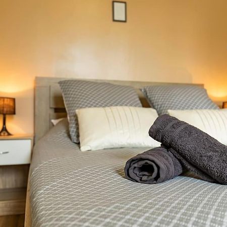 Ferienwohnung Le Nid - Lormont : Votre Escapade Exterior foto